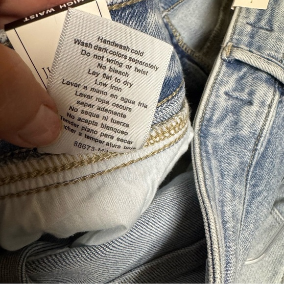 NEW Judy Blue Retro Wide Leg Jean Plus Size 24W Light Wash Tummy Control Stretch - Picture 10 of 11